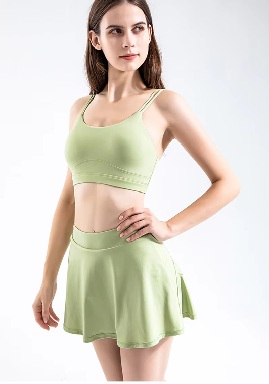 Women’s 2-Piece Black Sports Bra and Skirt Set – Soft Support, Breathable Fabric, Wire-Free, Adjustable Straps – Stylish Activewear for Gym, Yoga, Tennis, and Daily Comfort