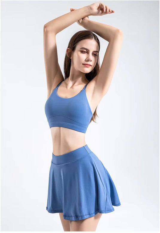 Women’s 2-Piece Black Sports Bra and Skirt Set – Soft Support, Breathable Fabric, Wire-Free, Adjustable Straps – Stylish Activewear for Gym, Yoga, Tennis, and Daily Comfort