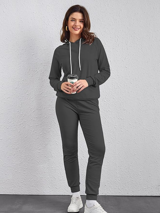 Women’s 2-Piece Tracksuit Set – Casual Hoodie and Joggers Loungewear Outfit for Travel, Workout & Lounge
