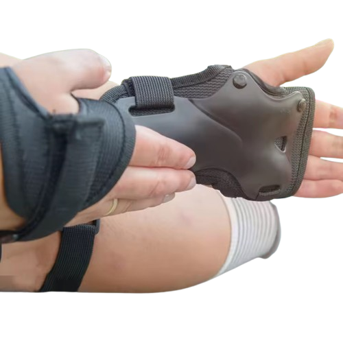 Curvear Comfortable Wrist Guard for Roller Skating and Skateboarding, Skiing Hypothesis Protection, Shock Absorption, Protective Gear