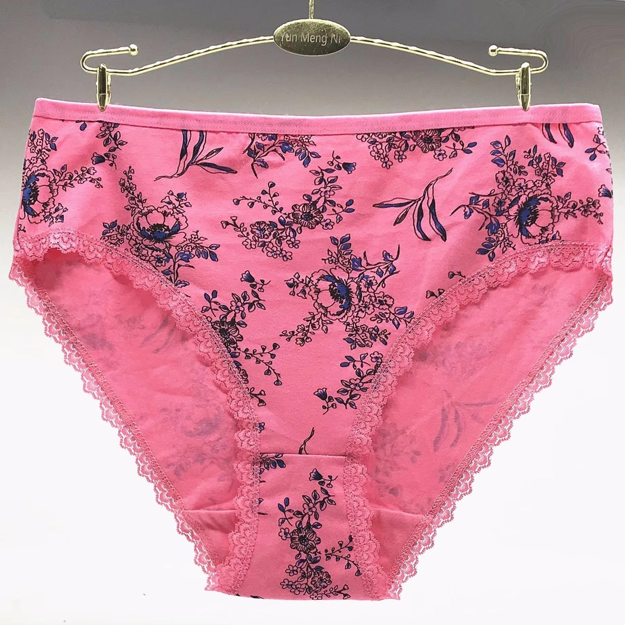 Curvear Plus Size Women's Cotton Underwear, Large Size Printed Mummy Knickers, Comfortable, Soft Panties for Everyday Wear, Ideal for Plus-Size Comfort and Style. pack of 3