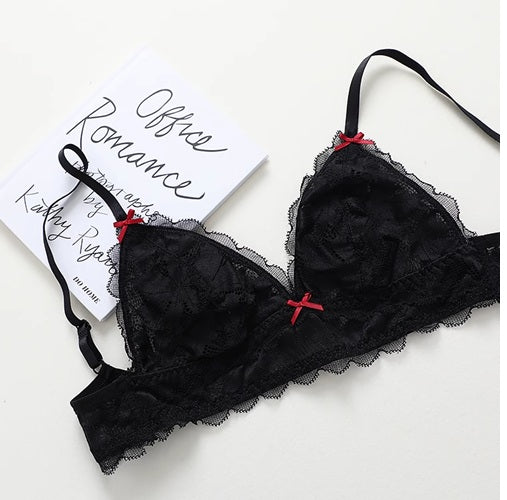 Curvear Sweet triangle cup lingerie women's ultra-thin non-binding underwear hollowed out sexy lace bra girls.