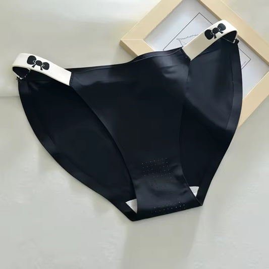 Curvear Women’s Lace G-string Briefs Sexy Lingerie for Girls, Stylish and Comfortable Panties for Women.