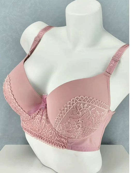 Curvear New pink lingerie bra with sponge wire, lace design, adjustable straps, and push-up effect for comfort and support.