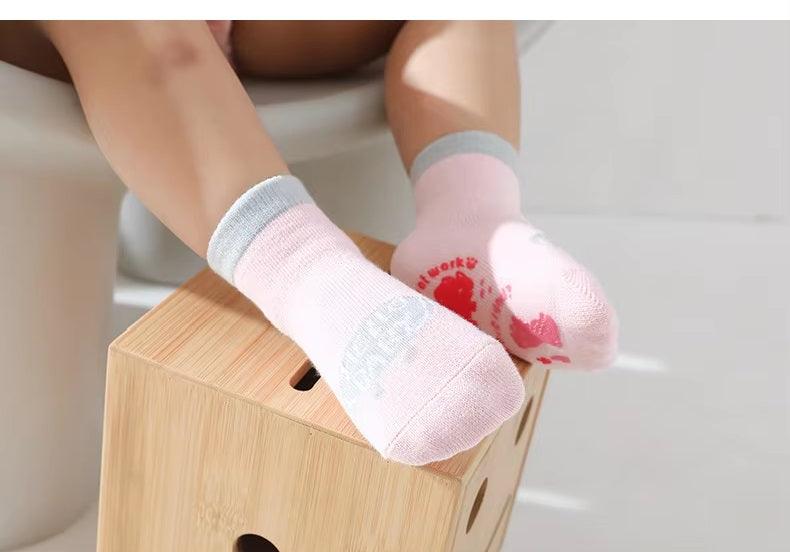CURVEAR ®️2 Pairs of Non-Slip Baby Socks for 0-3 Years, Spring & Summer, Two-Color Design.