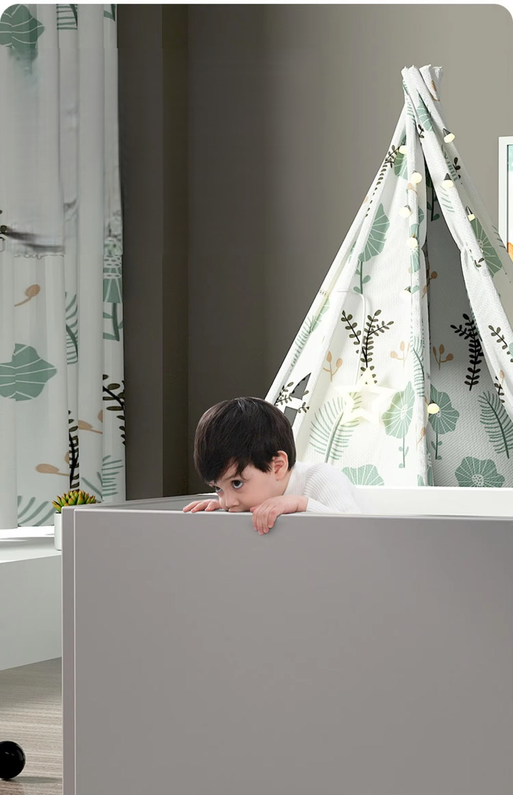 Curvear Home Baby Play Mat Soft Crawling Mat with Game Guardrail - Comfortable and Safe for Babies and Toddlers.