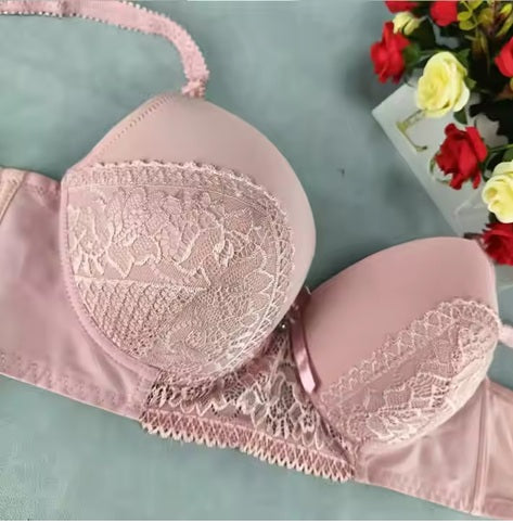 Curvear New pink lingerie bra with sponge wire, lace design, adjustable straps, and push-up effect for comfort and support.