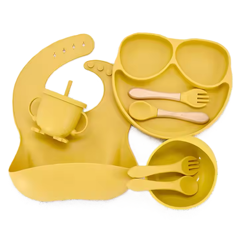 Curvear New Arrivals Kitchen Baby Accessories Set 6 pcs Dinner Plate Bowl And Spoon BPA Free Silicone Weaning Baby Feeding Set.