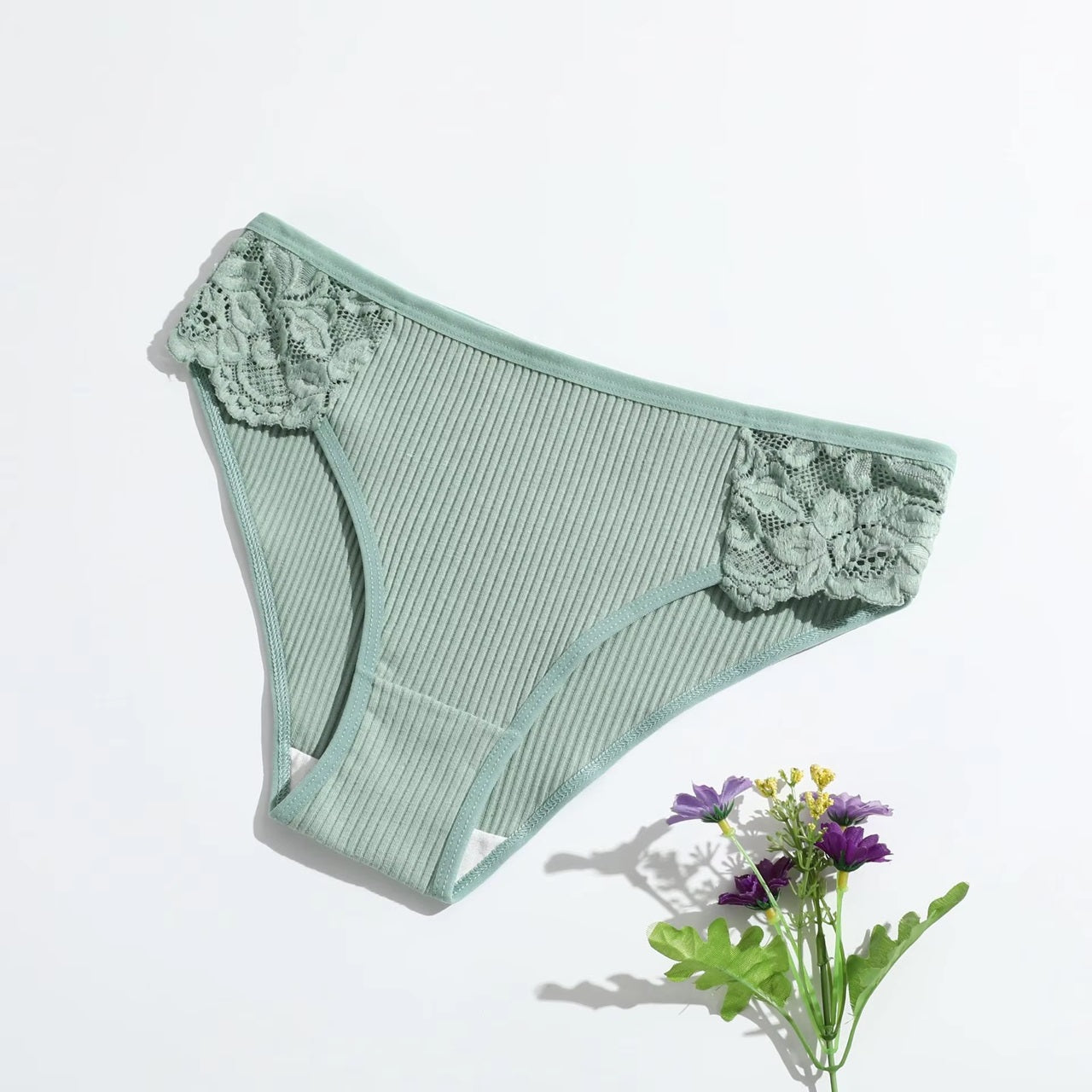 Curvear Cotton Underwear for Women Sexy Lace Bikini Panties Low Rise Soft Stretch ladies Cheeky Hipster.